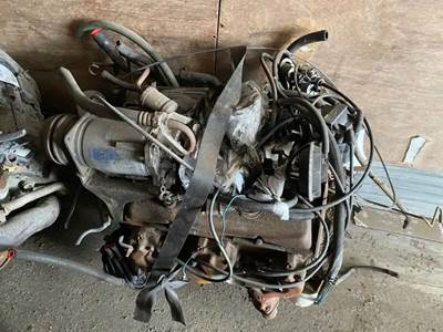 GM/Chev (HD) V8, 5.7L Engine for a 1982 Chevrolet G30