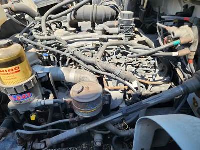 Hino J08E-VB Engine for a 2014 Hino 338