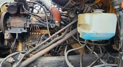 International DT466 Engine for a 1991 International 2554