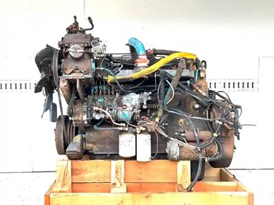 International DT466 Engine for a 1991 International F-2554