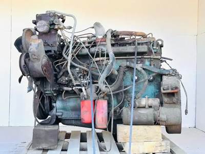 International DT466 Engine for a 1982 International S Series 1954