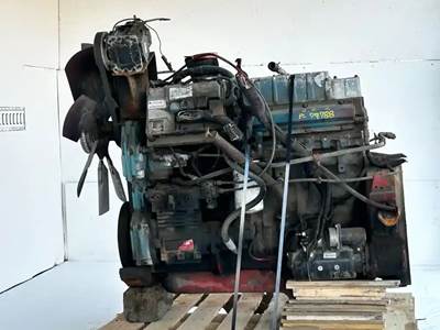 International DT466 Engine for a 2000 International 8100