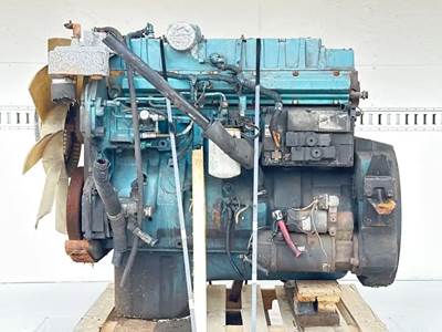 International DT466 Engine for a 2003 International 4400