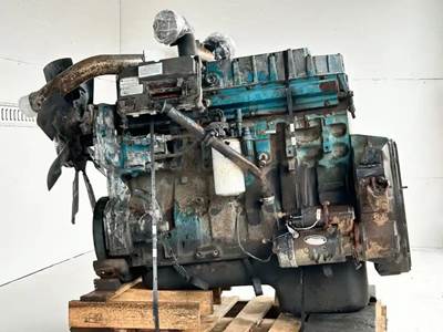 International DT466E Engine - 190 HP