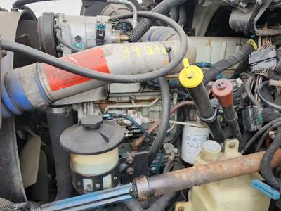 International DT466E Engine for a 2003 International 4300