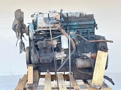 International DT466E Engine - 190 HP