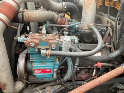 International T444 Engine for a 2001 International 4700