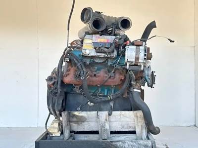 International T444 Engine for a 2002 International 1652