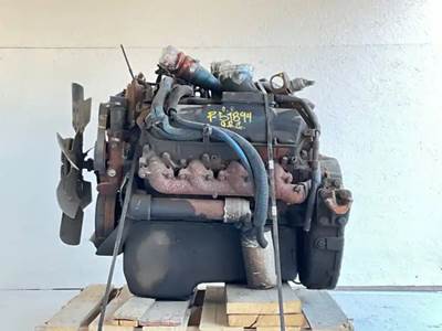 International T444 Engine for a 1996 International 1552-SC