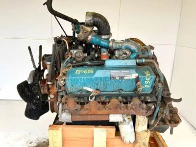 International T444E Engine for a 2002 UPS