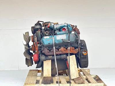 International T444E Engine for a 2000 International 4700