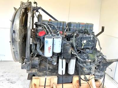 Mack E7-350 Engine for a 2003 Oshkosh S-SERIES