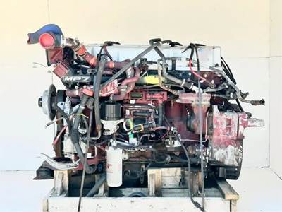 Mack MP7 Engine