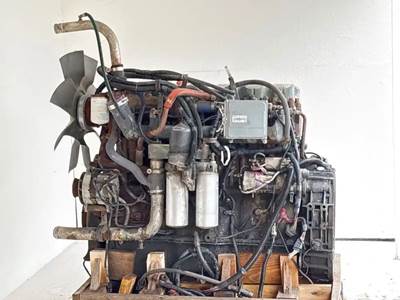 Mack Engine for a 2002 Mack CH612
