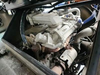 Mercedes-Benz MBE 900 Engine for a 2007 Freightliner MT45 Chassis
