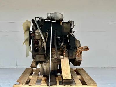Mercedes-Benz MBE 900 Engine for a 2007 Freightliner MT45 Chassis