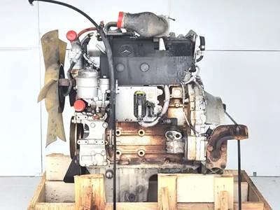 Mercedes-Benz MBE 904 Engine for a 2007 Freightliner MT45 Chassis