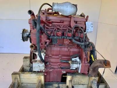 Mercedes-Benz MBE 904 Engine for a 2006 Freightliner MT55 Chassis