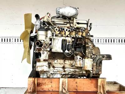 Mercedes-Benz MBE 904 Engine for a 2005 Freightliner MT45 Chassis