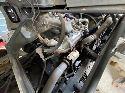 Mercedes-Benz MBE 904 Engine for a 2005 Freightliner MT45 Chassis