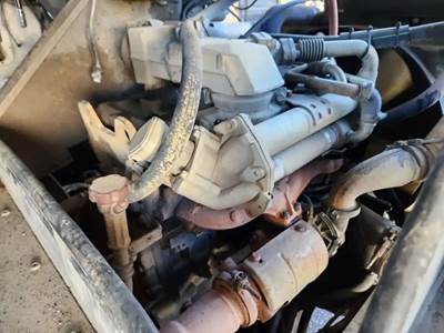 Mercedes-Benz MBE 904 Engine for a 2005 Freightliner MT45 Chassis