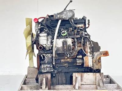 Mercedes-Benz MBE 904 Engine for a 2006 Freightliner MT55 Chassis