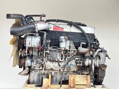 Mercedes-Benz OM460LA Engine for a 2007 Freightliner Columbia 120
