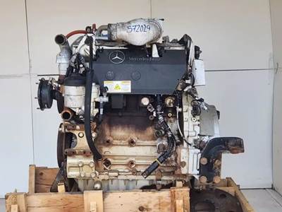 Mercedes-Benz OM904LA Engine for a 2007 Freightliner MT45 Chassis