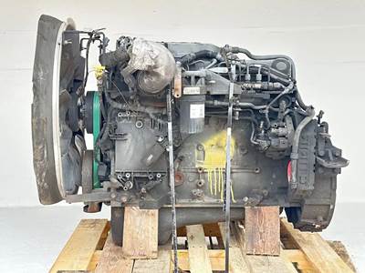 Paccar PX-7 Engine for a 2015 Peterbilt 330