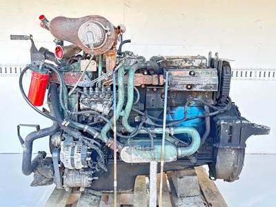 Volvo VED7 Engine for a 2002 Volvo VHD