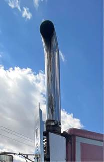 Western Star 4900FA Exhaust Pipe for a 2008 Western Star 4900 FA