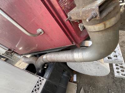 Western Star 4900FA Exhaust Pipe for a 2008 Western Star 4900 FA