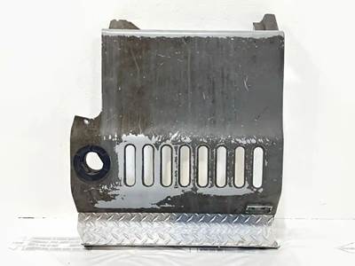 American LaFrance Eagle Exterior Truck Part for a 2003 American La France Eagle