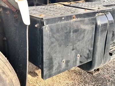 Chevrolet C7500 Exterior Truck Part
