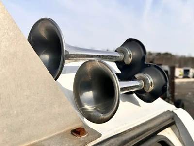 Chevrolet C7500 Exterior Truck Part