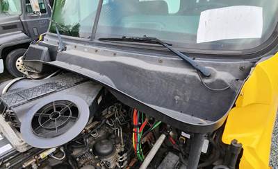 Freightliner Cascadia 125 Exterior Truck Part