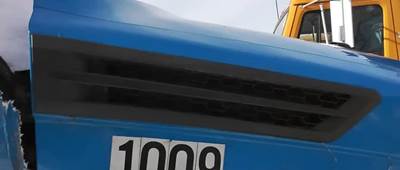 Freightliner Cascadia 126 Exterior Truck Part