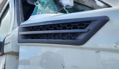 Freightliner Cascadia 126 Exterior Truck Part