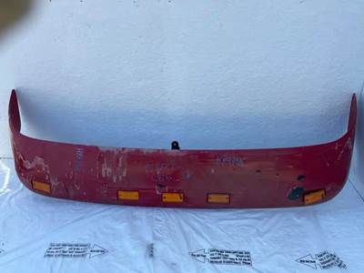 Freightliner Century Class 120 Exterior Truck Part for a 2007 Freightliner CST120