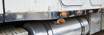 Freightliner Columbia 112 Exterior Truck Part