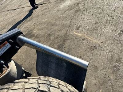 Freightliner Coronado 122 SD Exterior Truck Part for a 2019 Freightliner 122SD