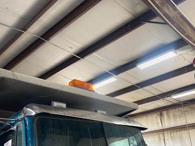 Freightliner FLD112 Exterior Truck Part for a 1997 Freightliner FLD112SD