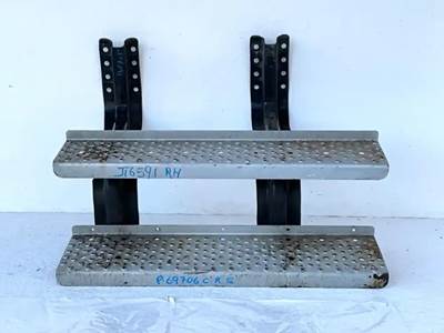 Freightliner M2 106 Exterior Truck Part