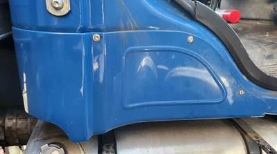 Freightliner M2 106 Exterior Truck Part