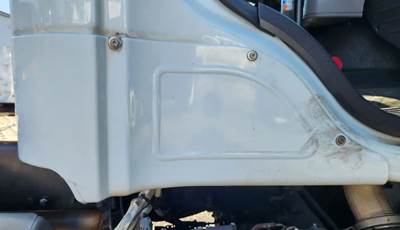 Freightliner M2 106 Exterior Truck Part
