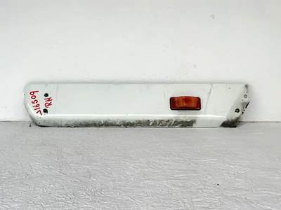 International 8600 Exterior Truck Part