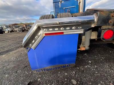 International 9200i Exterior Truck Part