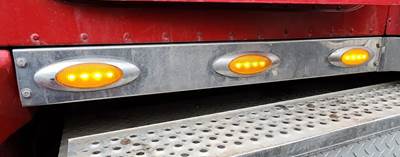 International 9400i Exterior Truck Part