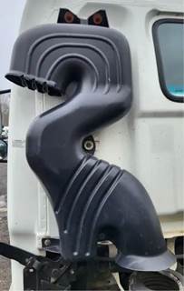 International CF500 Exterior Truck Part