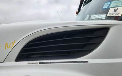 International WorkStar 7500 Exterior Truck Part